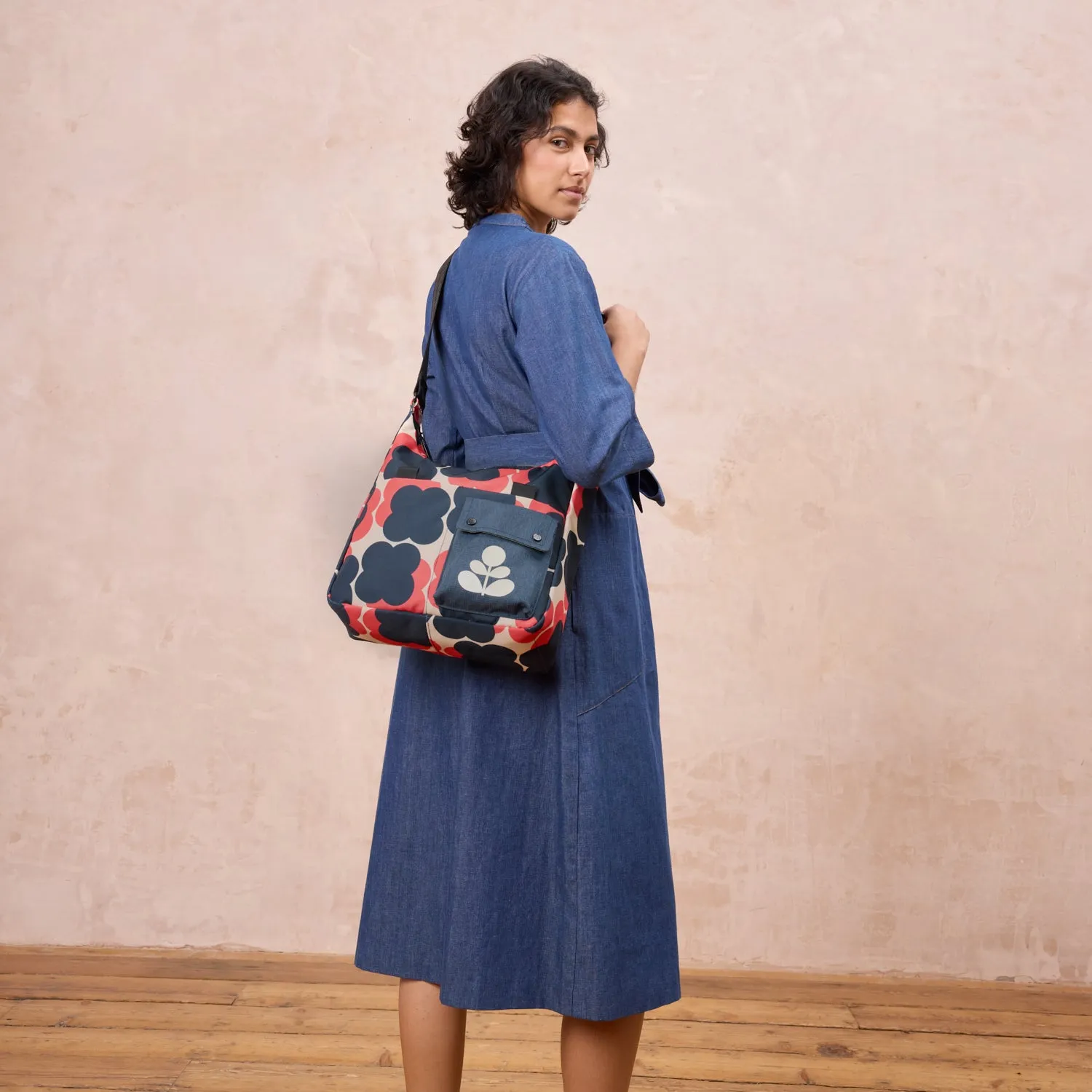 Area Hobo - Floating Flower Navy Red