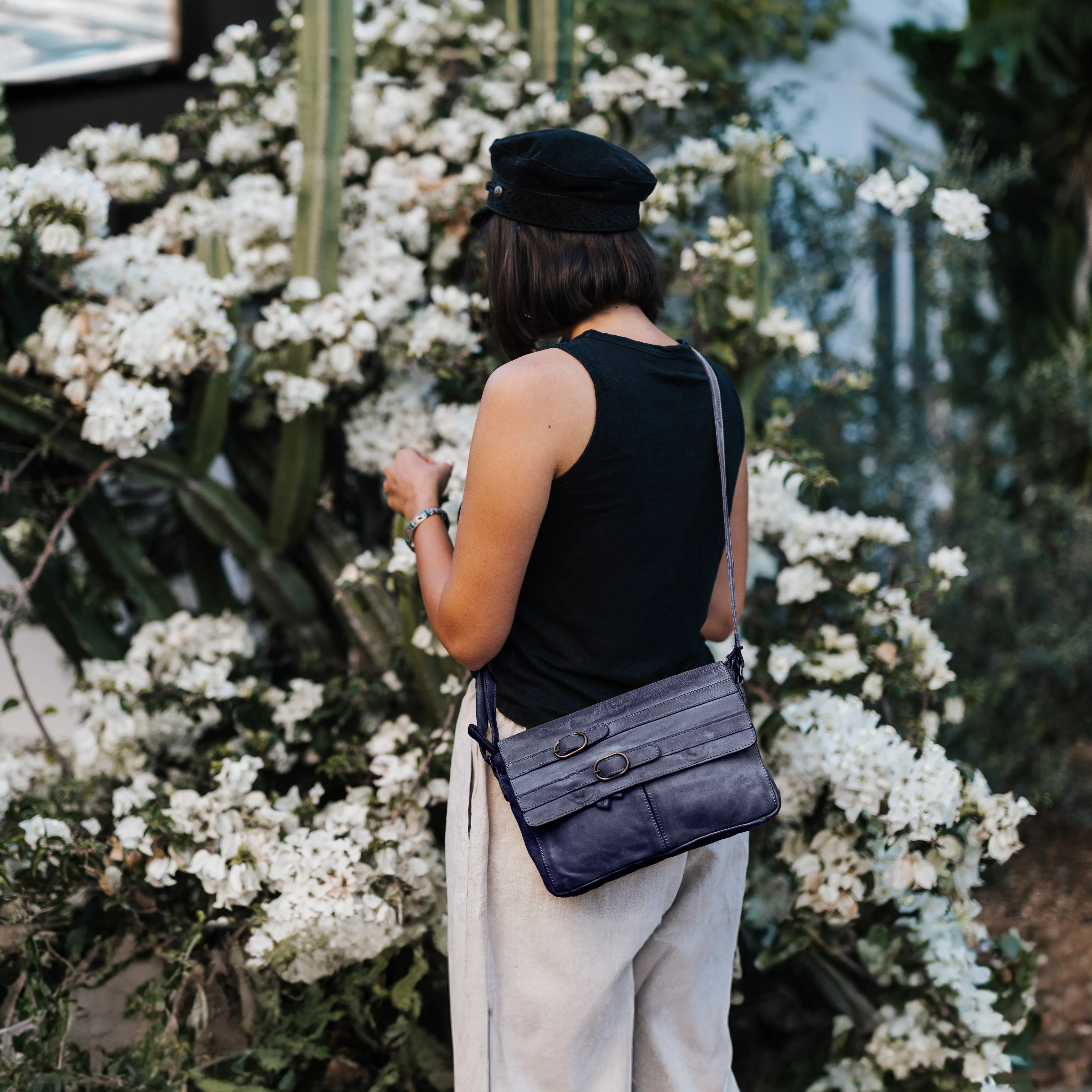 Arianna - The Medium Sling Bag