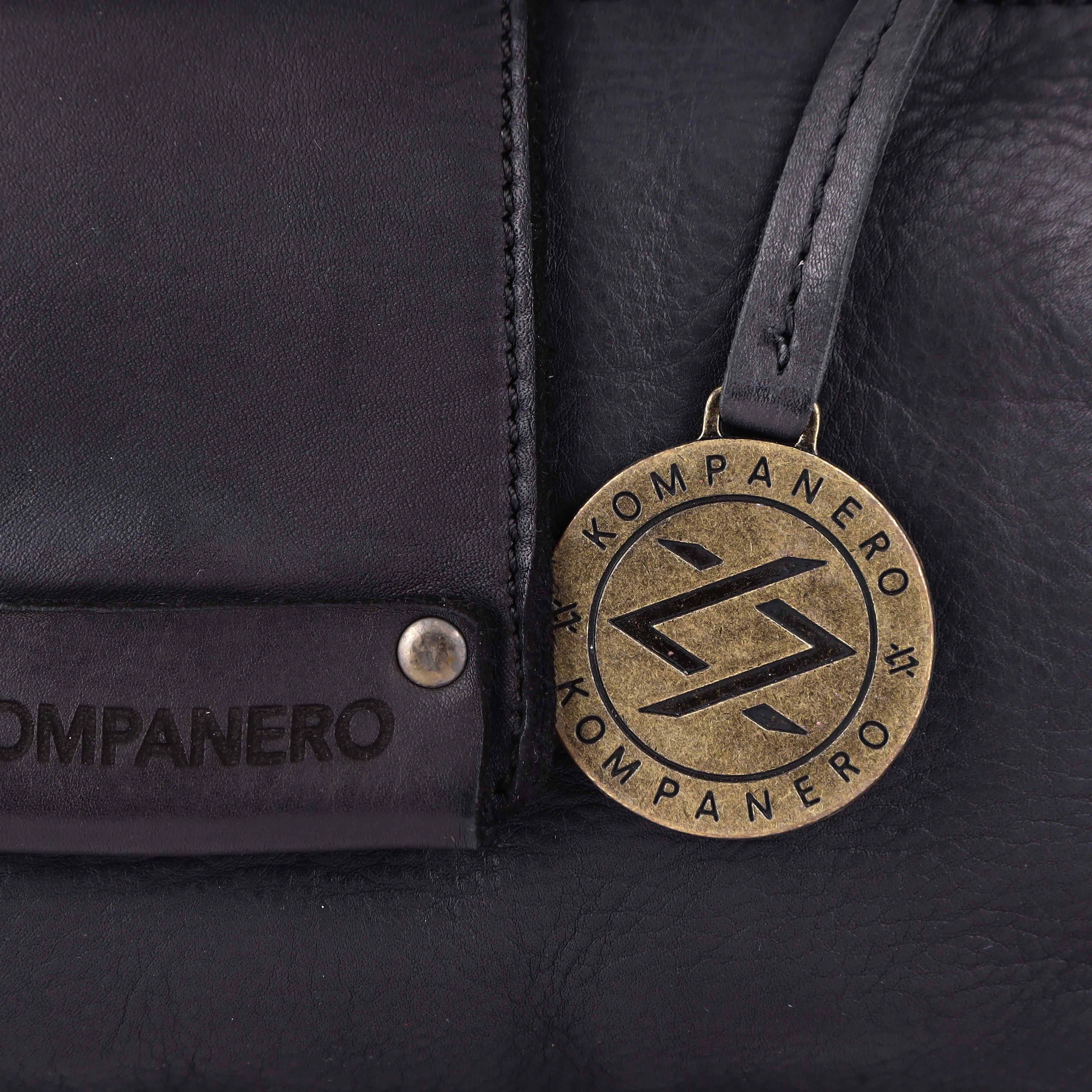 Athena - The Crossbody