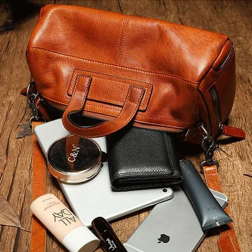 Brown Women's Leather Doctor Tool Handbag Doctor Red Shoulder Purse for Ladies