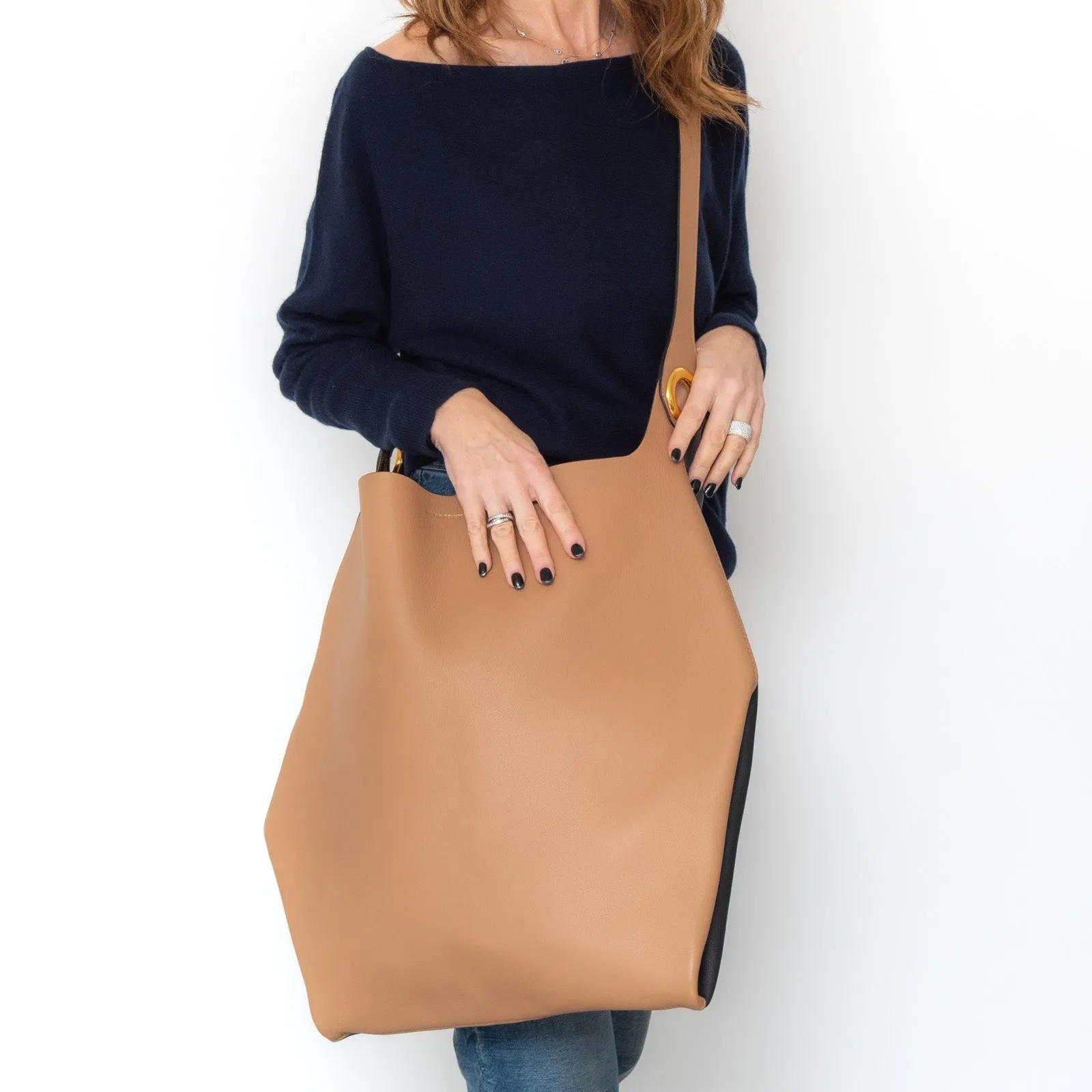 Burberry Large Camel And Black Leather Shoulder Bag