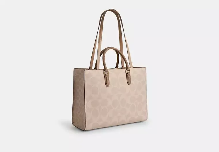 C.O.A.C.H Maggie Tote Bag In Blocked Signature