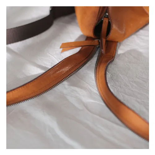 Cool Mens Womens Brown Leather Backpacks Triangel Sling Bag Black Leather One Shoulder Backpack for Womens