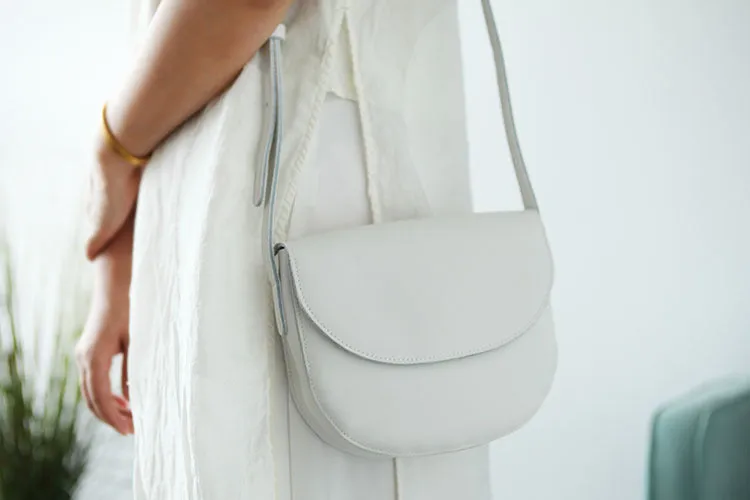 Cute Leather Women Round Crossbody Bag Shoulder Bag Purse for Women
