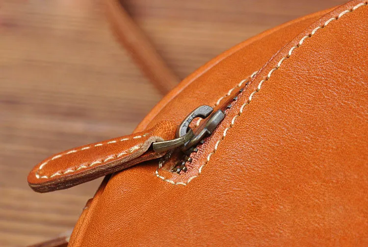 Cute Womens Small Black Leather Round Crossbody Purse Vintage Round Black Shoulder Bag for Women