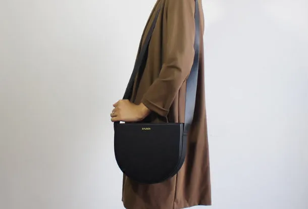 Genuine Leather Round Saddle Purse Bag Shoulder Bag for Women Leather Crossbody Bag