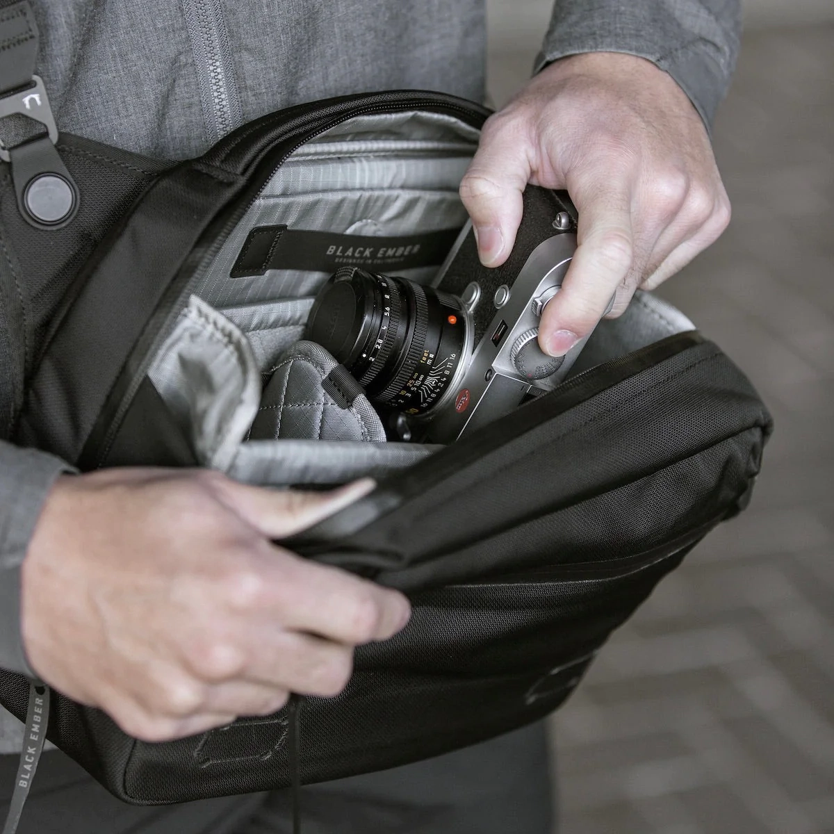 GRIP SLING 9 CAMERA INSERT