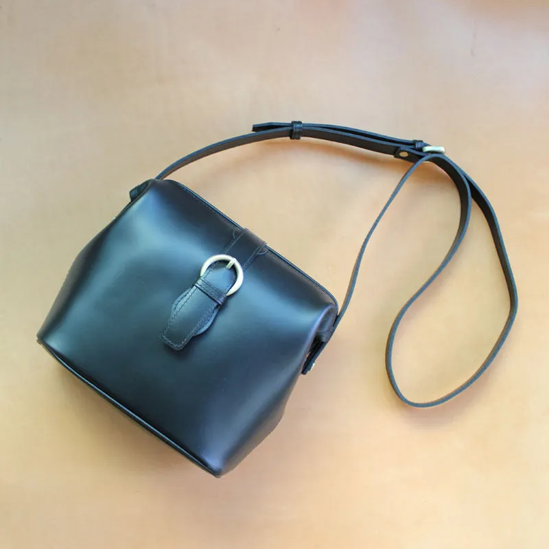 Handmade Womens Black Leather Doctor Shoulder Purses Black Doctor Crossbody Purses for Women