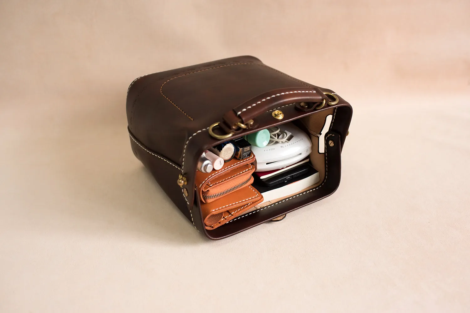 Handmade Womens Coffee Leather doctor Handbag shoulder doctor bags Purse for women