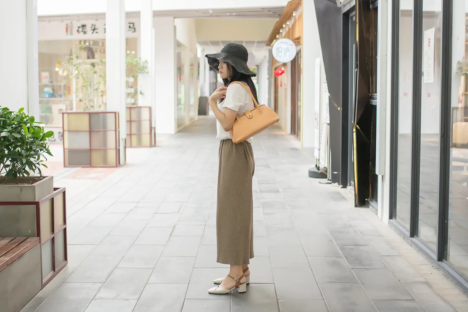 Handmade Womens Leather Doctor Handbag Purse Tan Shoulder Bag Doctor Bags for Women