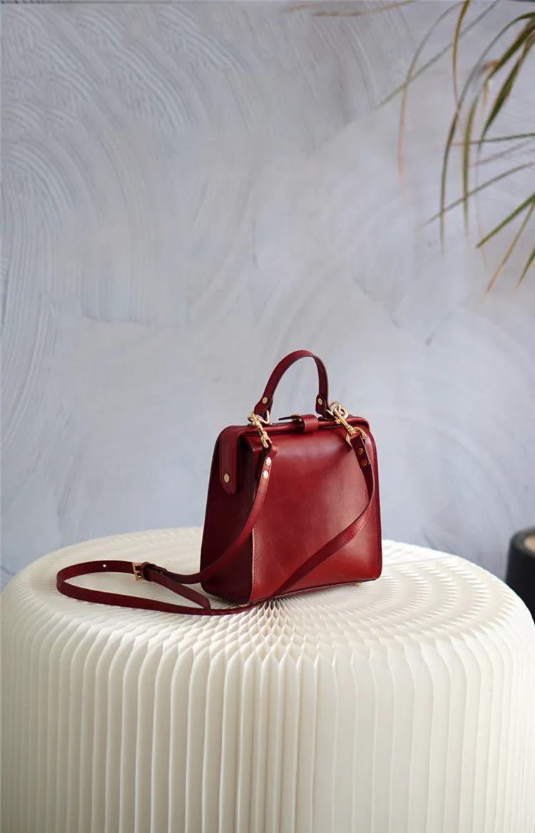 Handmade Womens Stylish Square Black Leather Doctor Handbag Side Purse Doctor Purse for Women