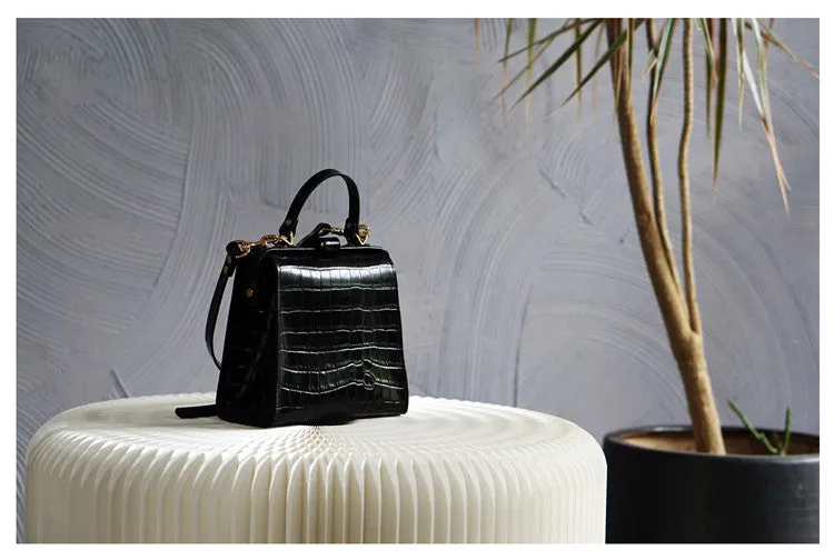 Handmade Womens Stylish Square Black Leather Doctor Handbag Side Purse Doctor Purse for Women