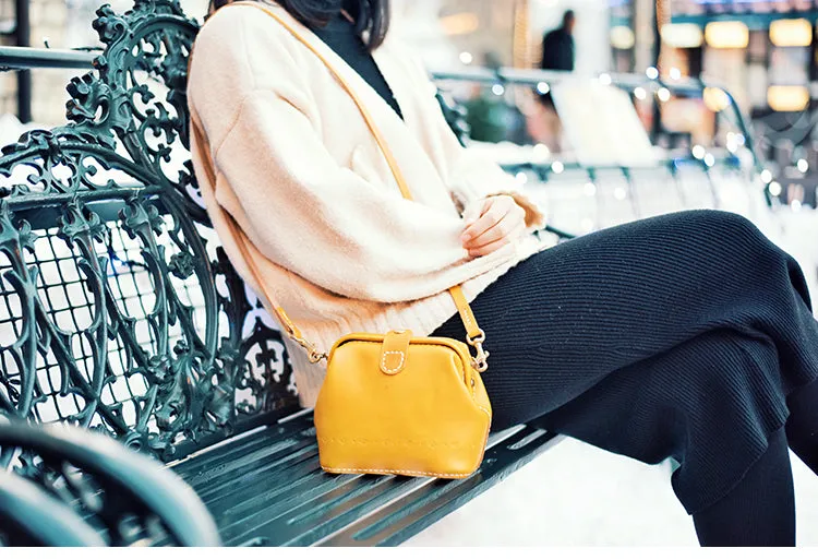 Handmade Womens Tan Leather Small doctor Purse shoulder doctor bags for women