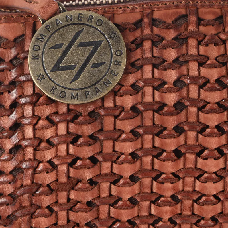 Levi - The Small Sling bag -Cognac