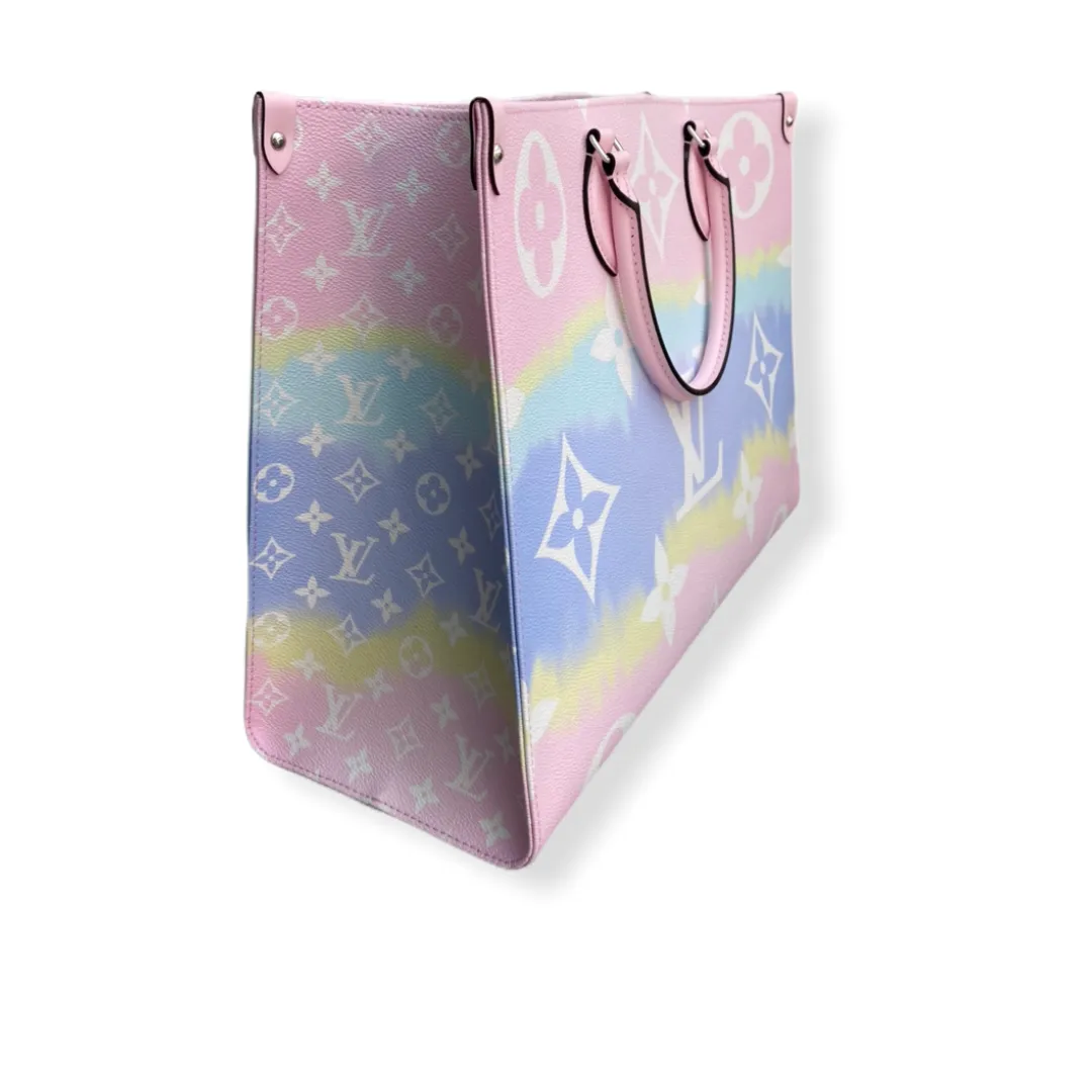 Louis Vuitton ??Escale?? On The Go Bag