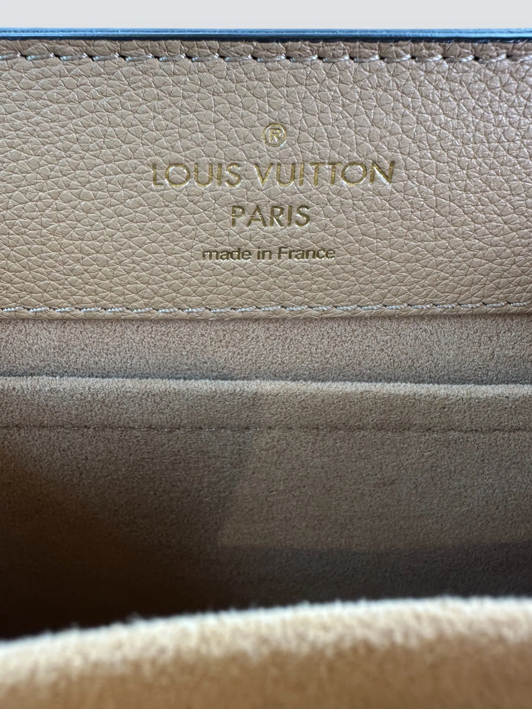 Louis Vuitton Two-Tone Cream & Tan Grained Calfskin Leather Lockme Ever BB