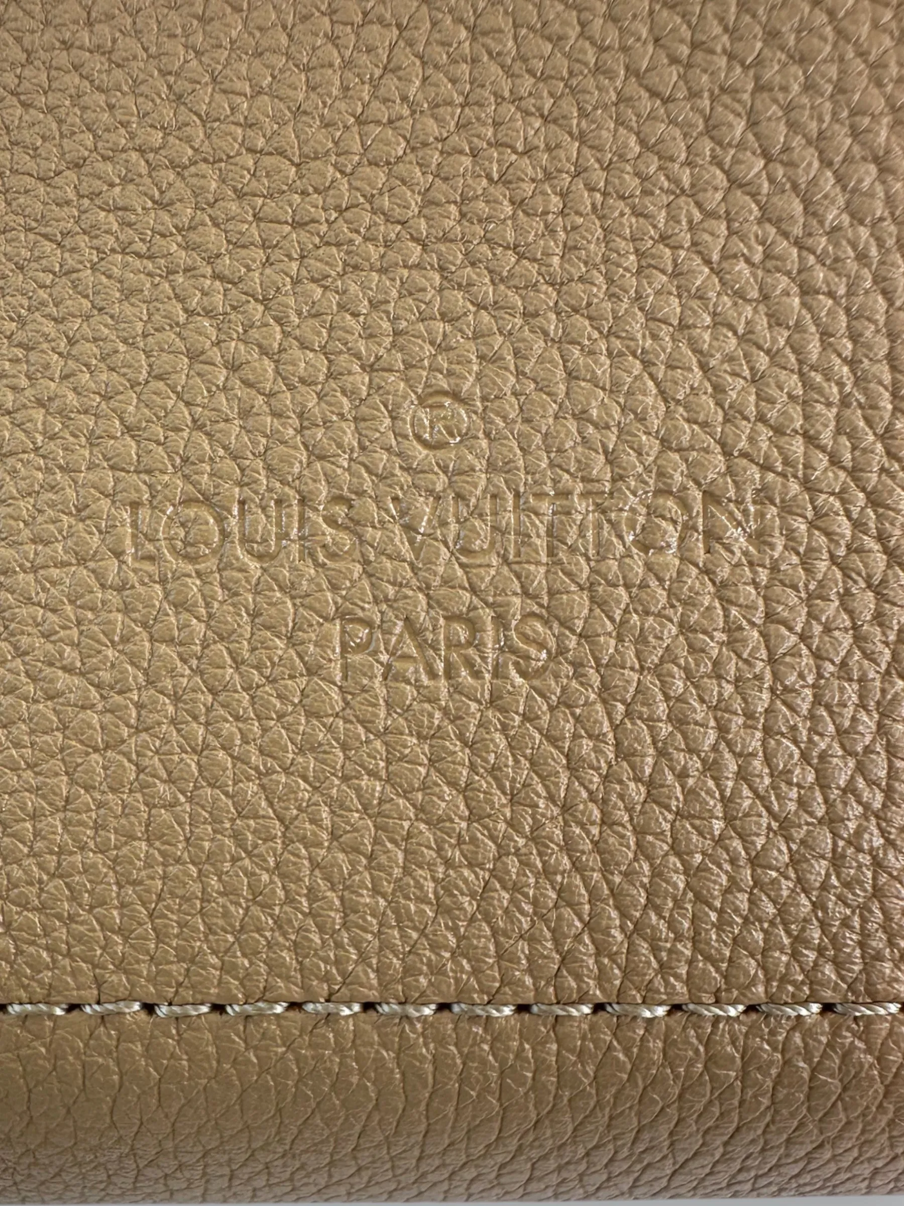 Louis Vuitton Two-Tone Cream & Tan Grained Calfskin Leather Lockme Ever BB