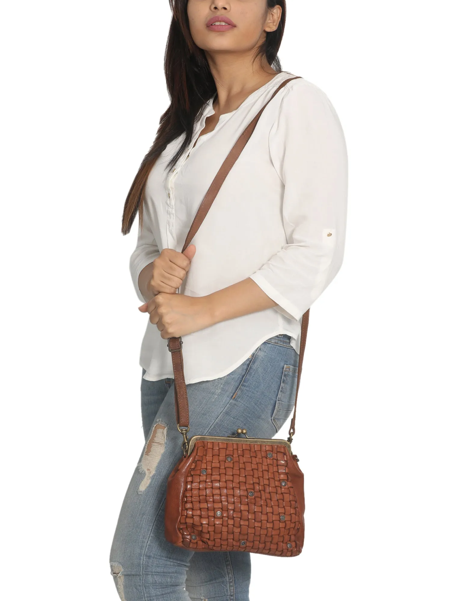 Madame - The Slingbag