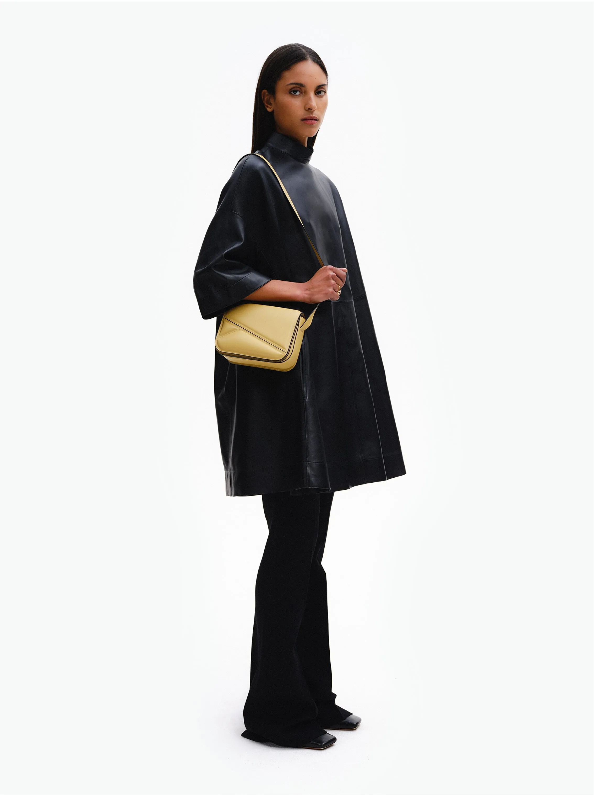 Oscar Trunk Medium - Sandy