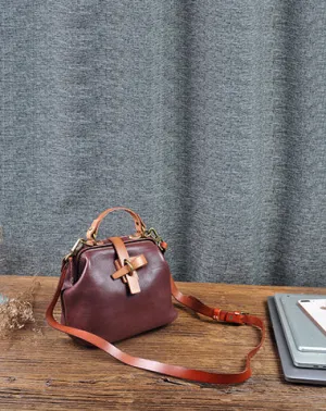 Small Womens Coffee Leather Doctor Handbag Purses Vintage Coffee Doctor Shoulder Purses for Women
