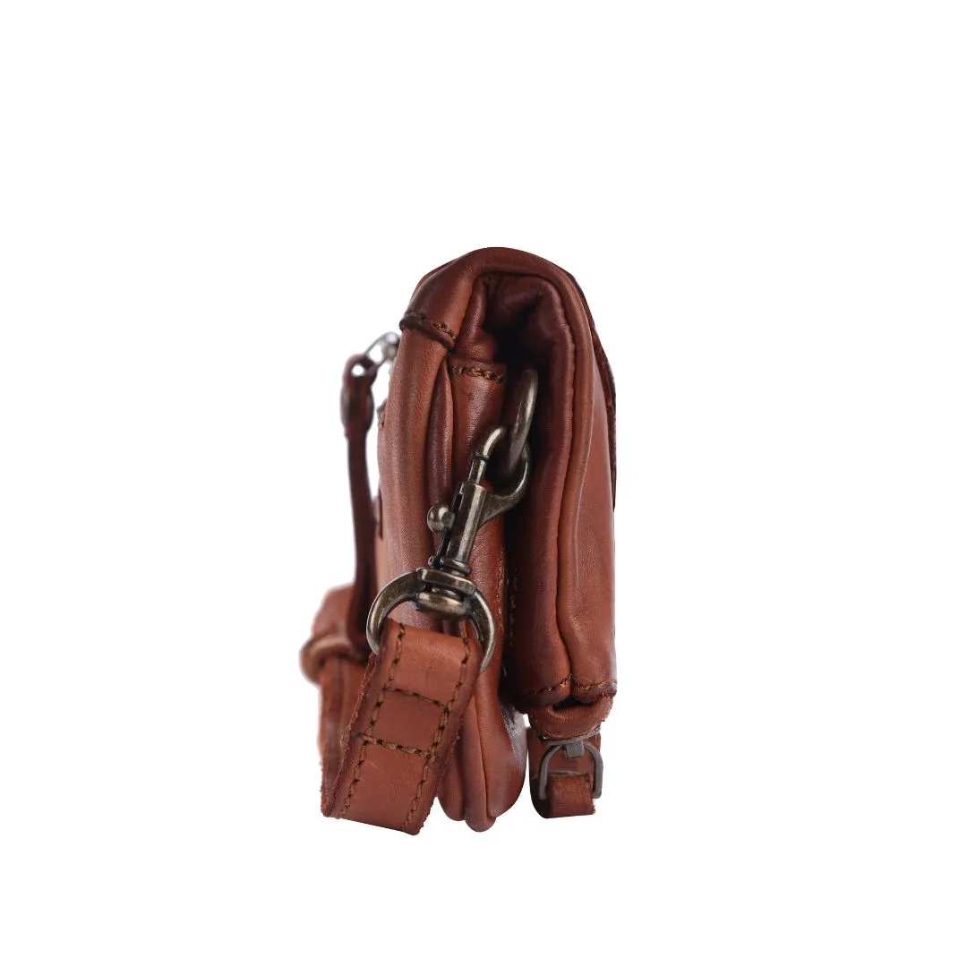 Sorrento - The Clutch Bag