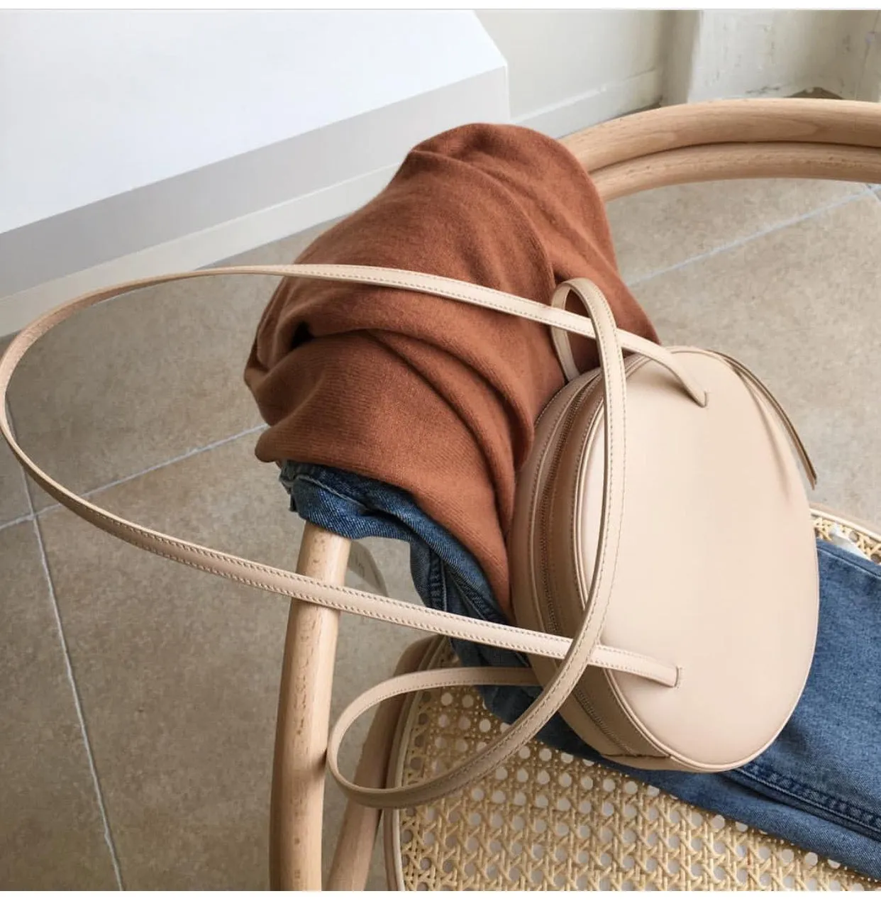 Stylish Leather Womens Circle Shoulder Bag Round Purse For Women