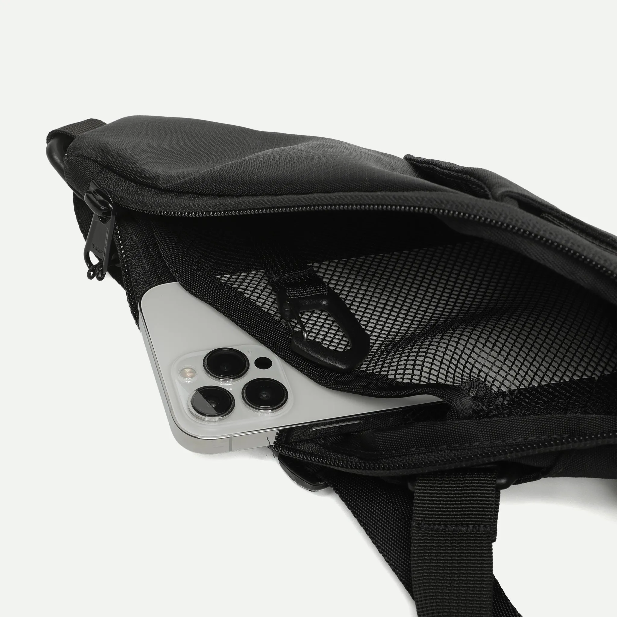 Unit Vertical Pouch - ROBIC