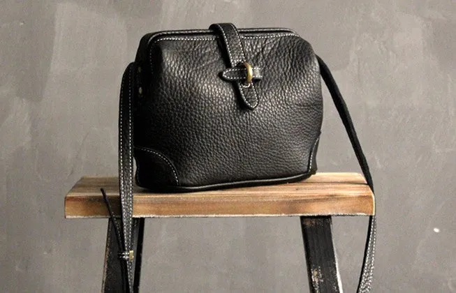 Vintage LEATHER WOMEN Doctor SHOULDER BAG Purse Crossbody Purse FOR WOMEN