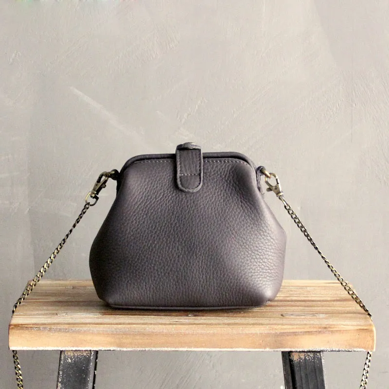 Vintage LEATHER WOMEN Small Doctor Purse Chain SHOULDER BAG Purses FOR WOMEN