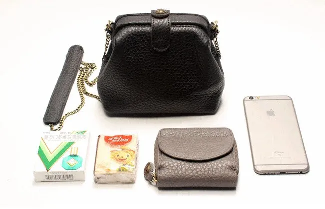 Vintage LEATHER WOMEN Small Doctor Purse Chain SHOULDER BAG Purses FOR WOMEN