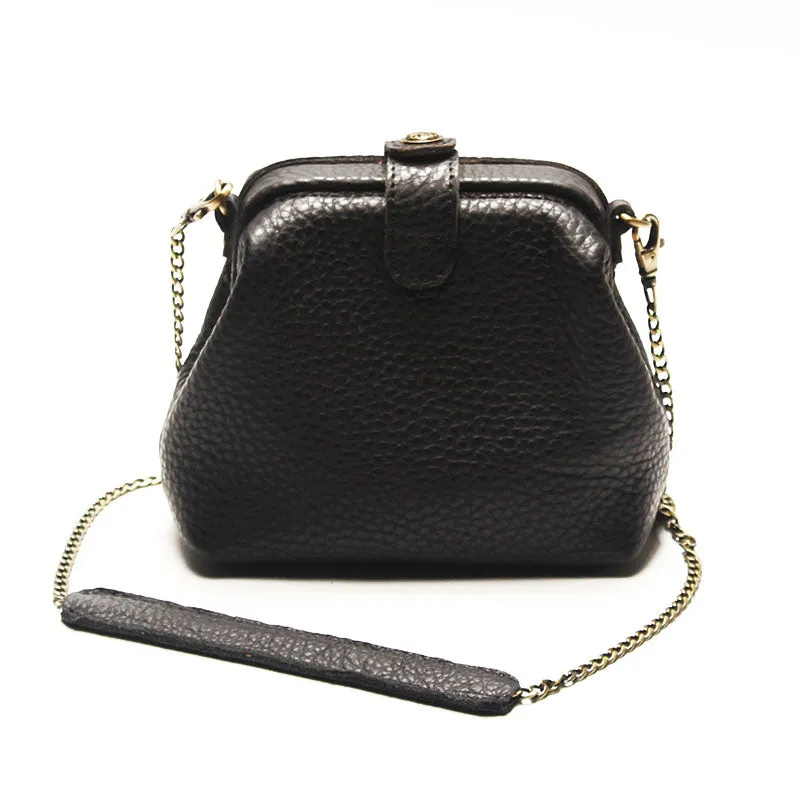 Vintage LEATHER WOMEN Small Doctor Purse Chain SHOULDER BAG Purses FOR WOMEN