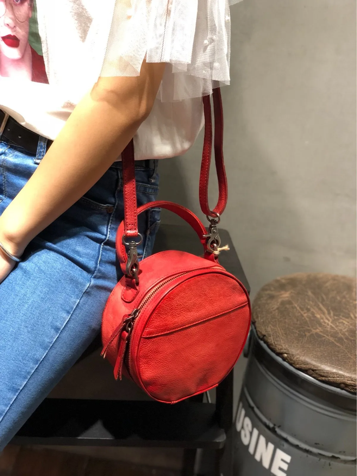 Vintage Womens Brown leather Circle Handbag Shoulder Bag Black Round Leather Crossbody Bag Side Purse