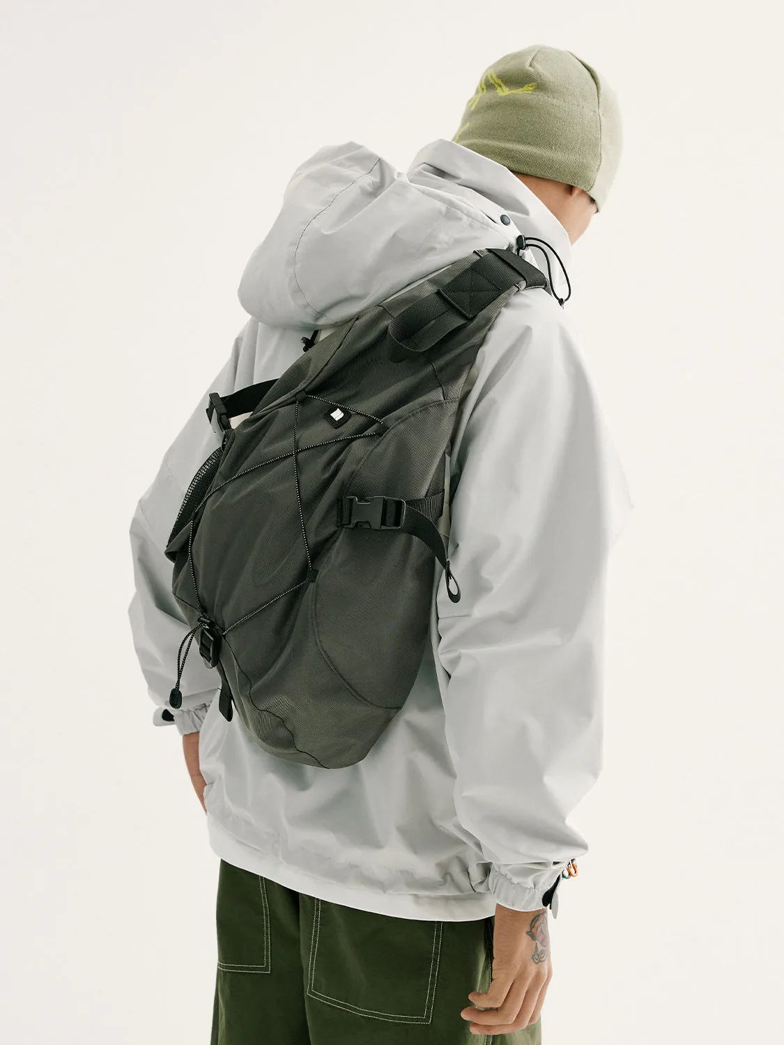 White Large Travel Sling Bag For Men Nylon Large Crossbody Sling Bag One Strap Backpack