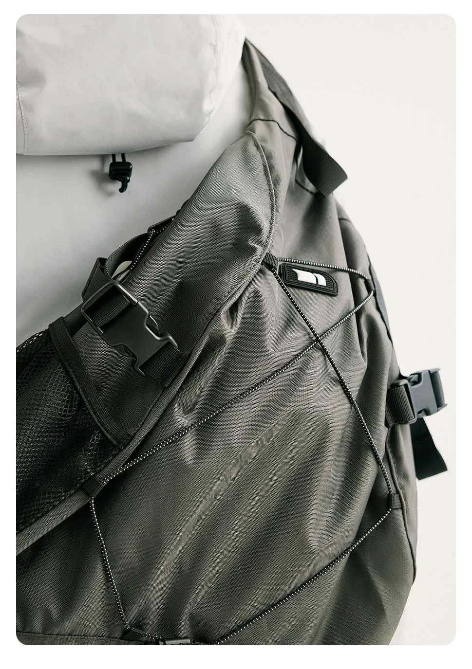 White Large Travel Sling Bag For Men Nylon Large Crossbody Sling Bag One Strap Backpack