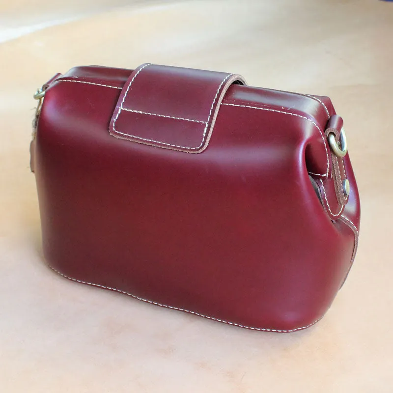 Womens Red Leather Doctor Shoulder Purses Claret Doctor Crossbody Purses for Women