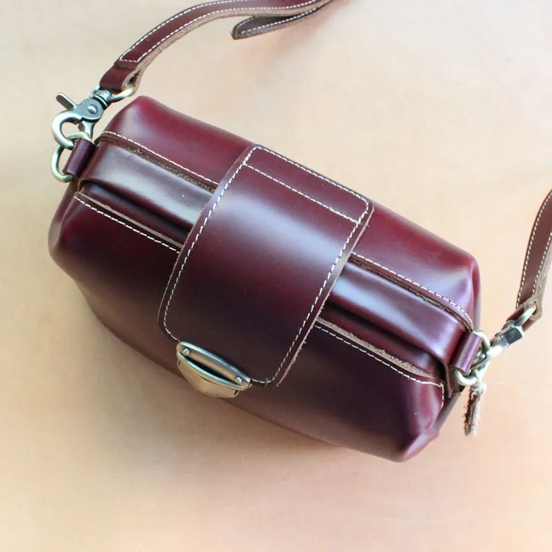 Womens Red Leather Doctor Shoulder Purses Claret Doctor Crossbody Purses for Women