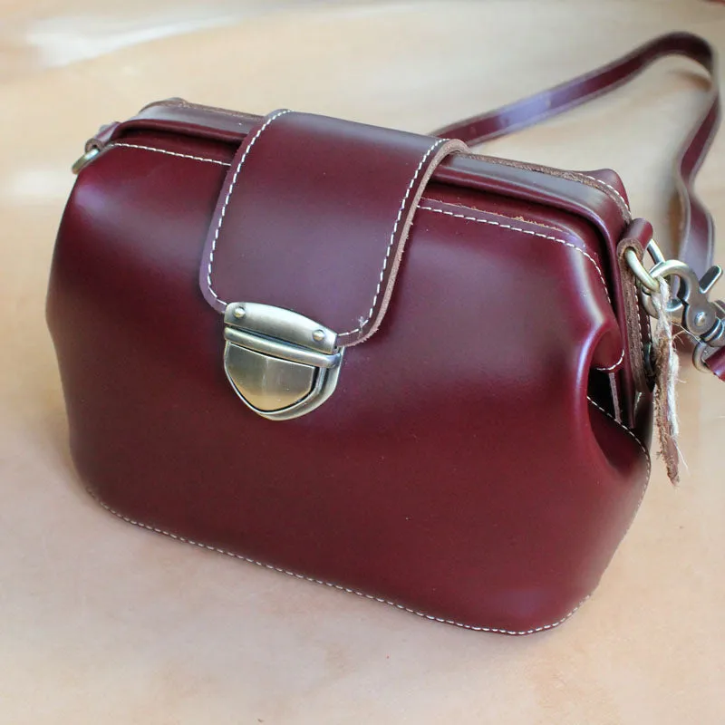Womens Red Leather Doctor Shoulder Purses Claret Doctor Crossbody Purses for Women