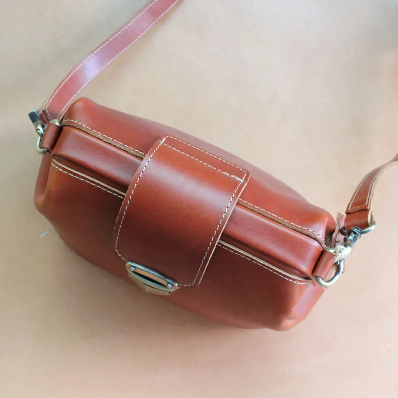Womens Red Leather Doctor Shoulder Purses Claret Doctor Crossbody Purses for Women