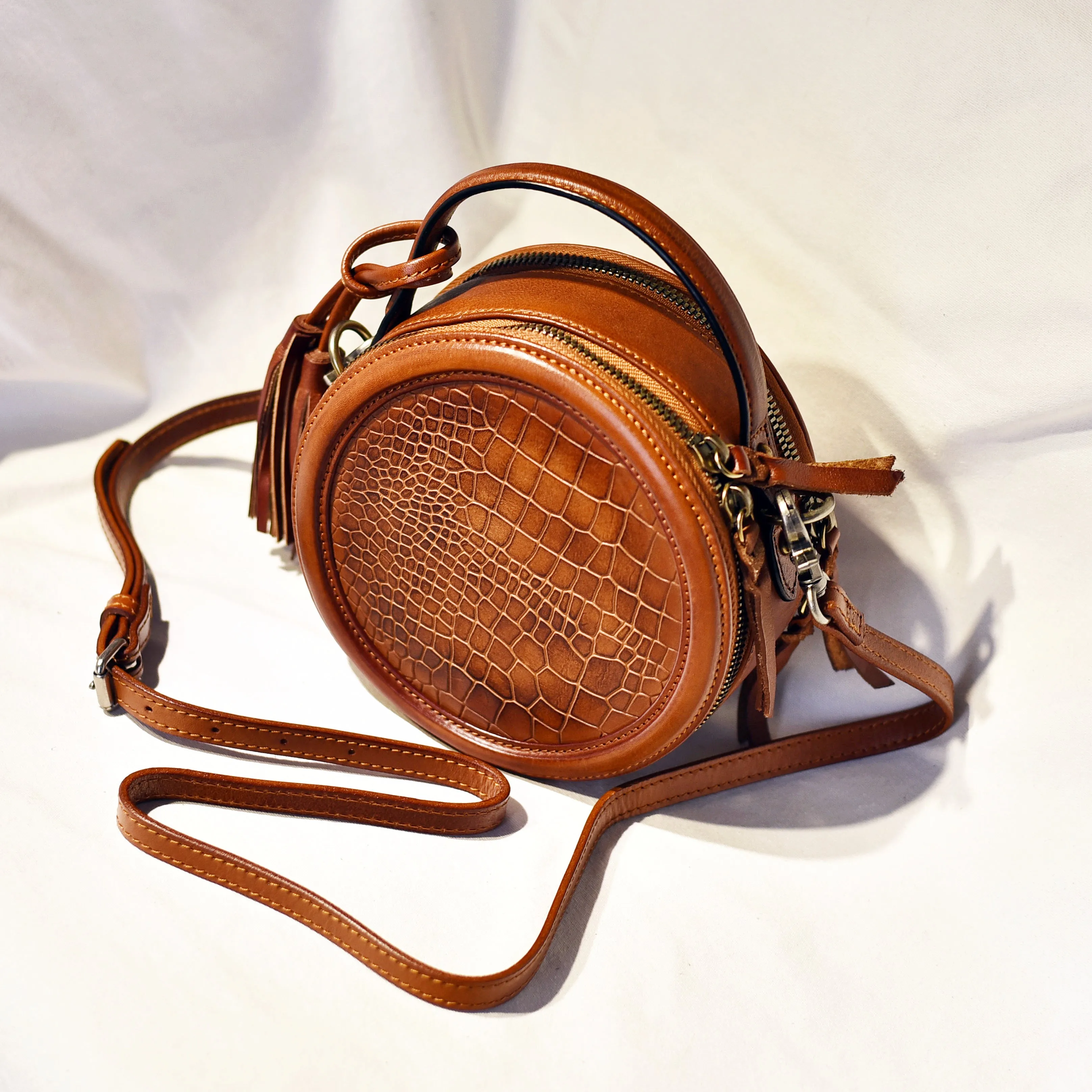 Womens Red Leather Round Crossbody Bag Crocodile Pattern Vintage Round Handbag Shoulder Bag for Women